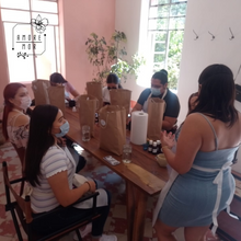 Cargar imagen en el visor de la galería, Taller de velas básico presencial